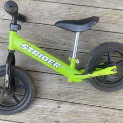 STRIDER Balance Bike