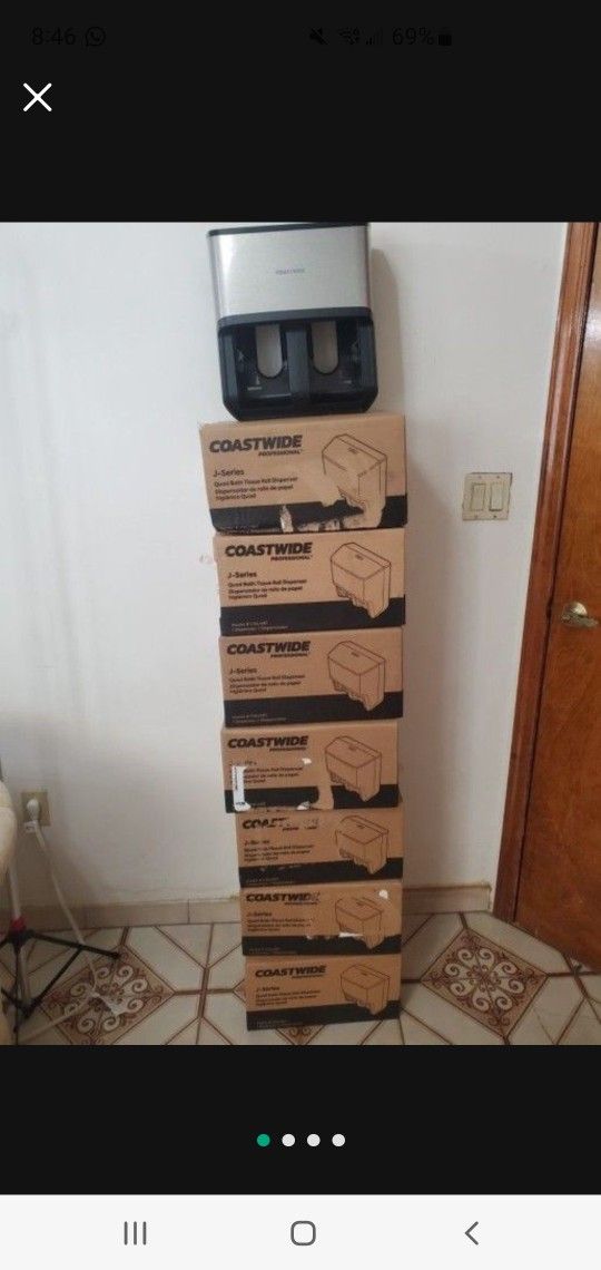 7 New 4 Bath Tissue Roll Dispensers