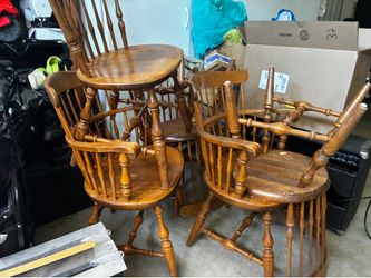 Vintage Nichols & Stone Set of 6 Solid Wood Windsor Chairs – 2 Captain’s Armchairs + 4 Side Chairs,