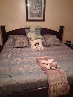King size bed
