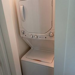 GE Compact Stacking Washer/Dryer