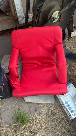 stadium chair