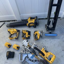 DeWalt Tool Combo – Table Saw, Miter Saw, Nailers, Batteries – WORKING