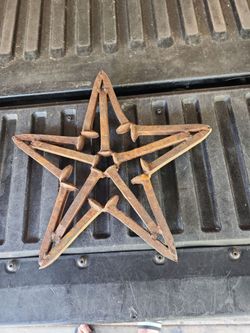 Rustic Metal Nail Star Wall Decor