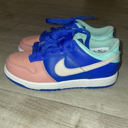 Nike Dunk Low SE Salmon Toe Hyper Royal PS sneakers Size 1Y Pink Blue DZ2874-400