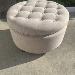Ottoman Chair 