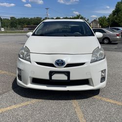 2010 Toyota  Pruis  Tow 132k Mail