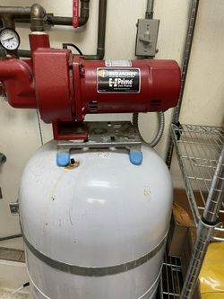 Red Jacket tank And Pump