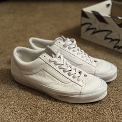 VAN MEN SIZE 9
