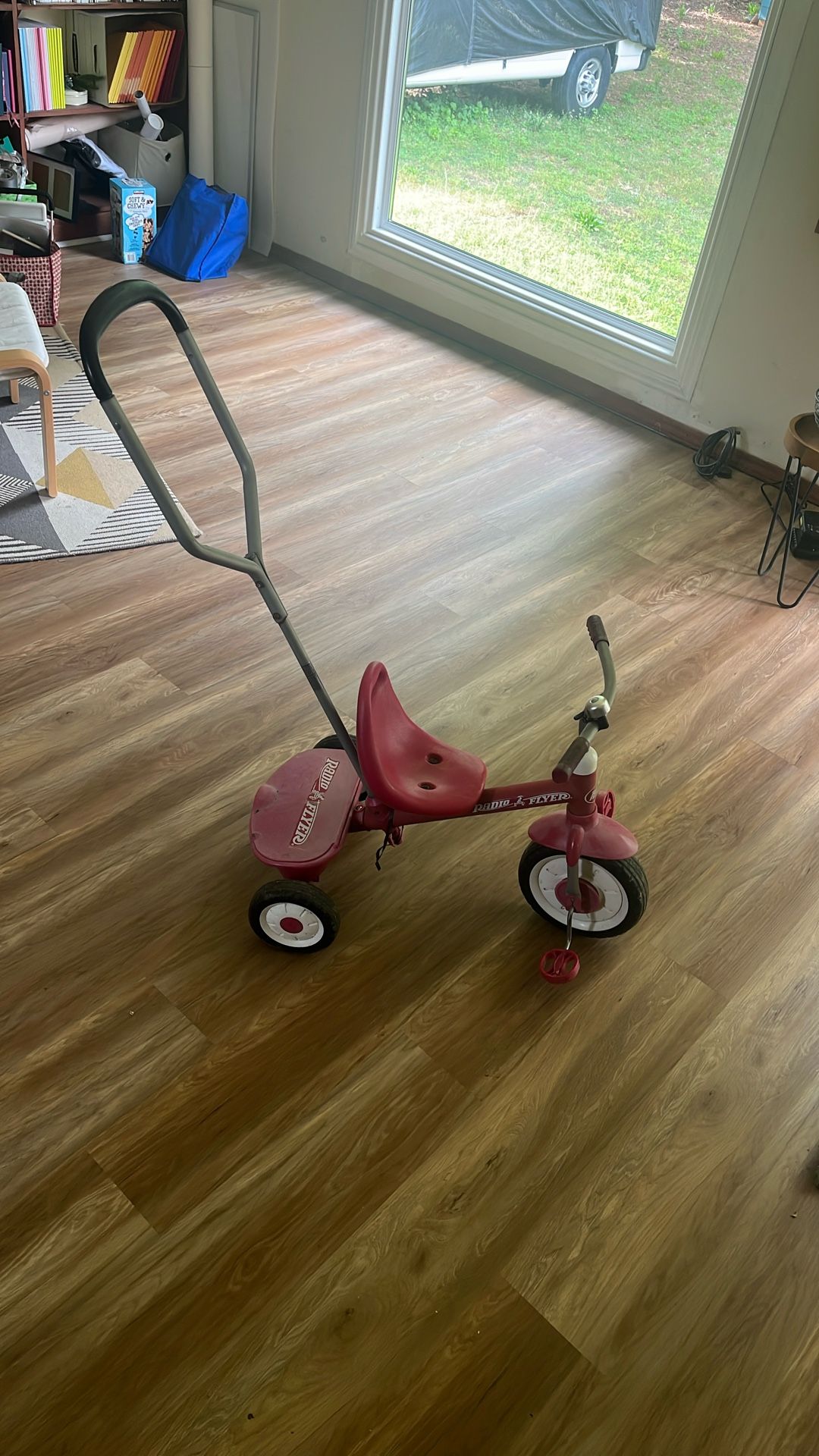 Radio Flyer Steer and Stroll Trike