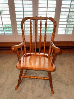 Vintage Child’s Wooden Spindle-Back Rocking Chair – Perfect Condition!
