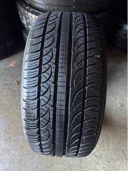 265 40 20 Pirelli p zero Nero tire