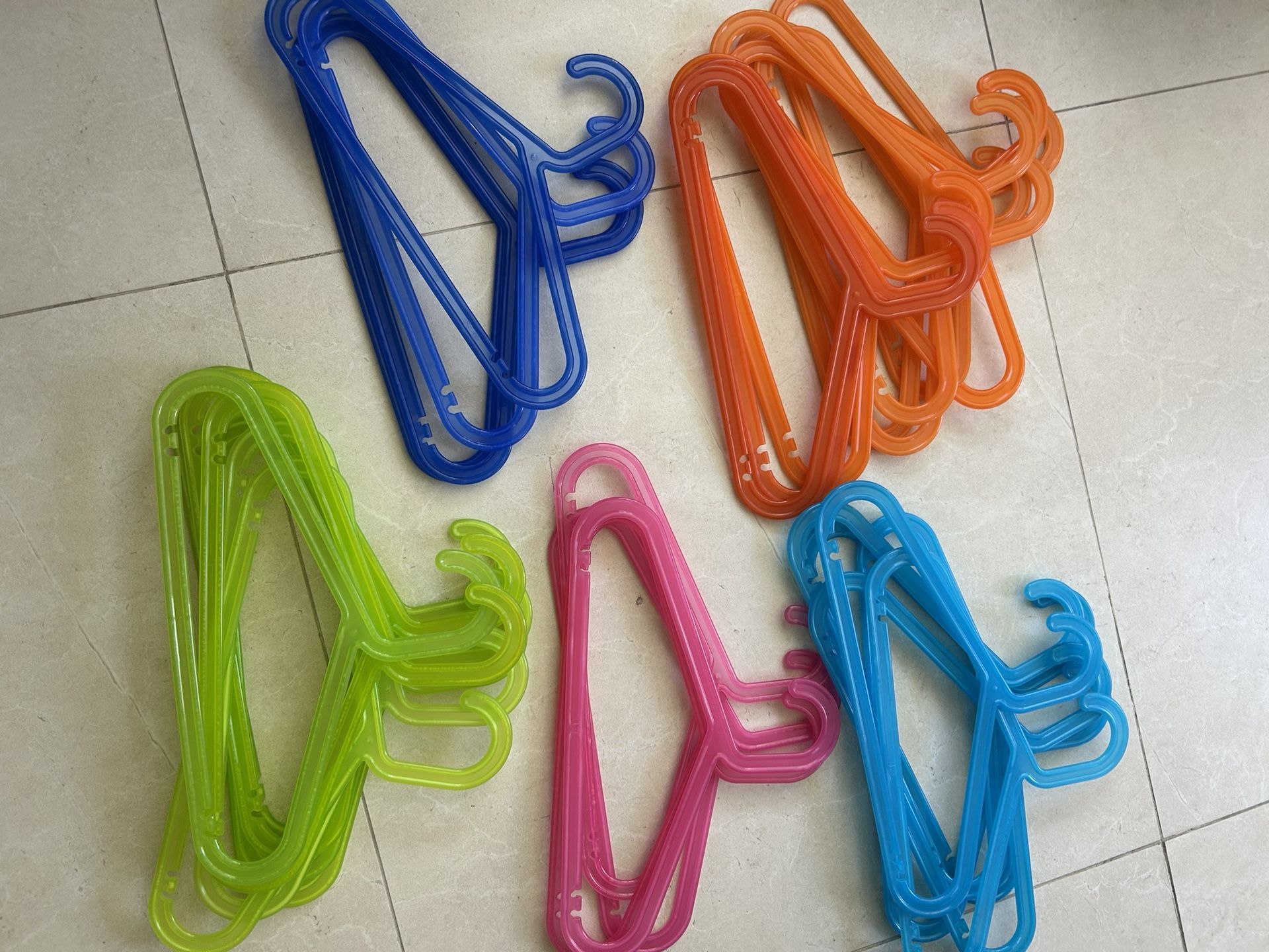 20 kids IKEA hangers for clothing