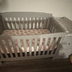 Baby Crib 
