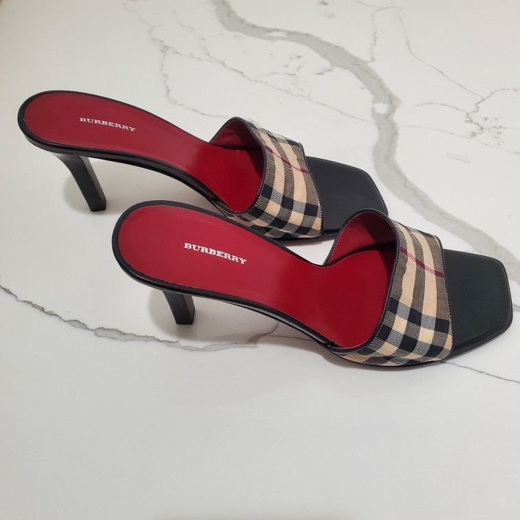 Burberry Heels 