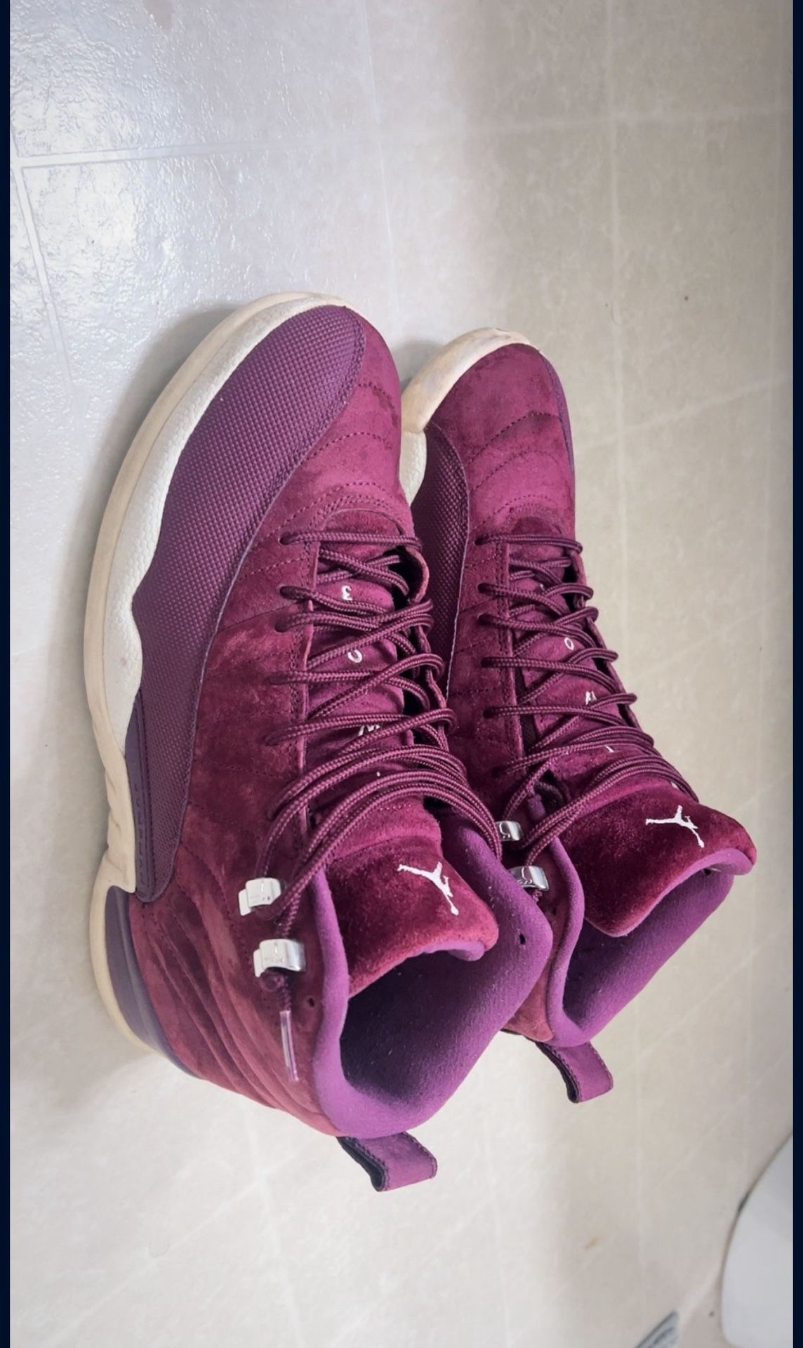Jordan 12s Bordeaux Size 11