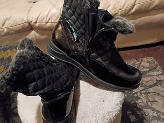 (Totes)Women's Waterproof WinterBoots(S9)