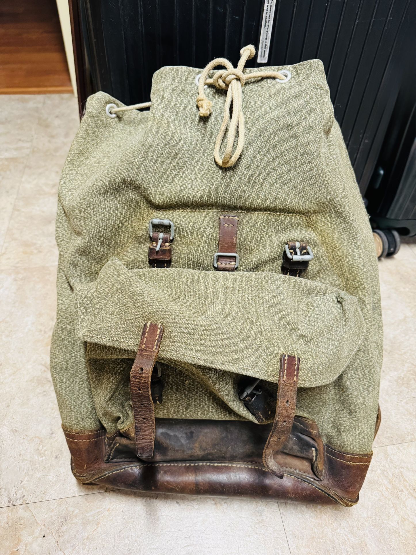 Vintage Military-Style Canvas & Leather Backpack – Heavy Duty