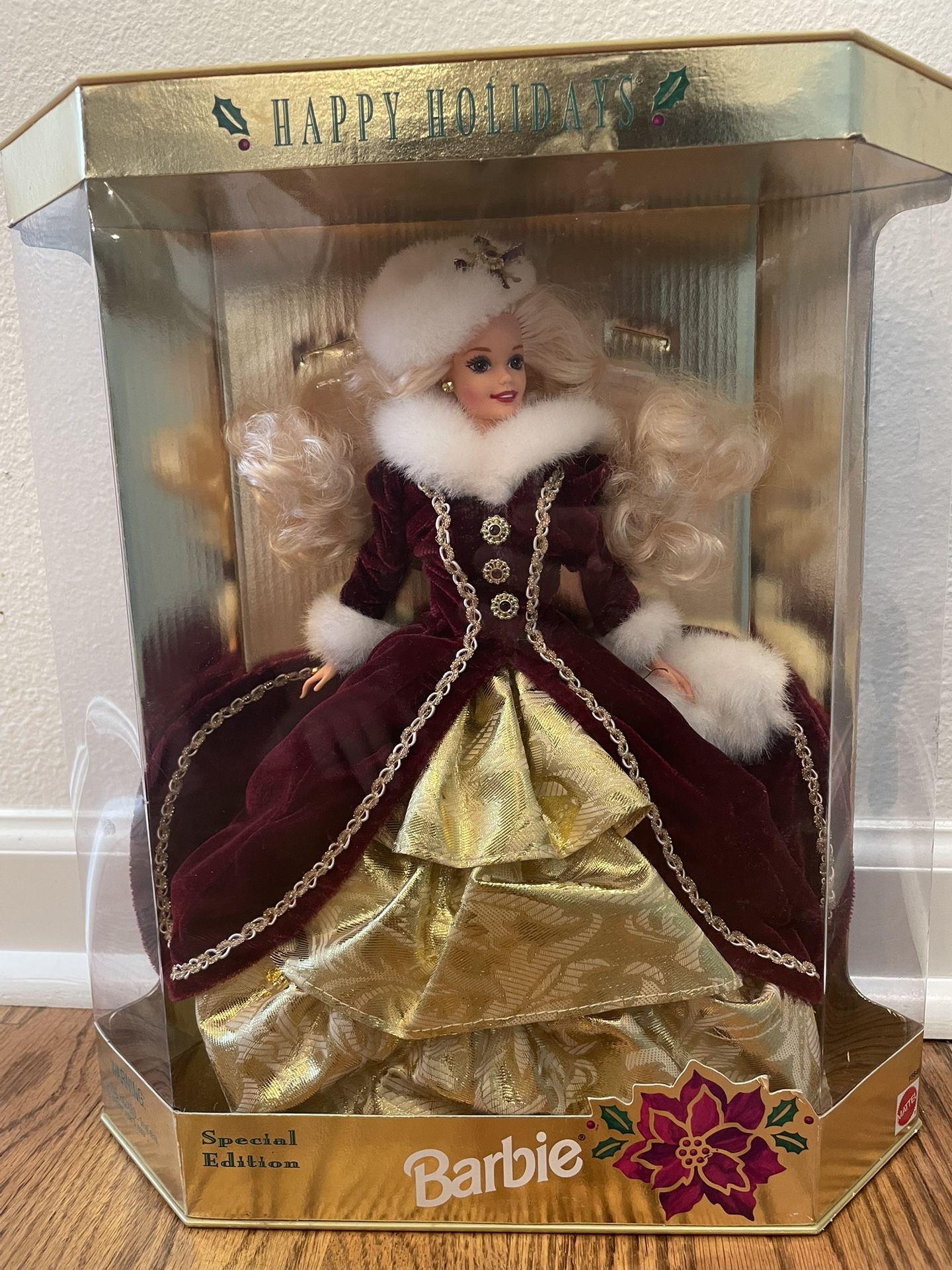 NIB 1996 Happy Holidays Barbie