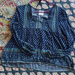 Woman’s Blouse: Size M