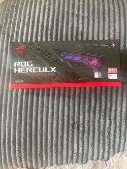 ROG Herculx Graphics Card Holder