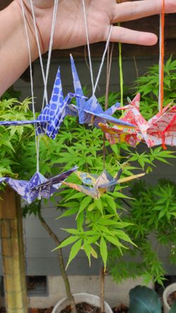LARGE BAG OF HANGING ORAGAMI CRANES