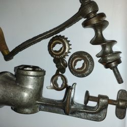 Vintage Meat Grinder $10