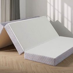 CoolSoft 6” Queen Folding Memory Foam Mattress – New in Box