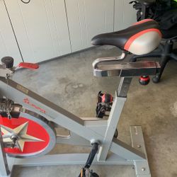 SUNNY HEALTH &FITNESS Exercise Machine