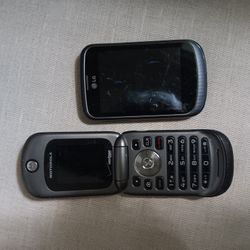 Flip Cellphones From The 1990s Collectors Items 