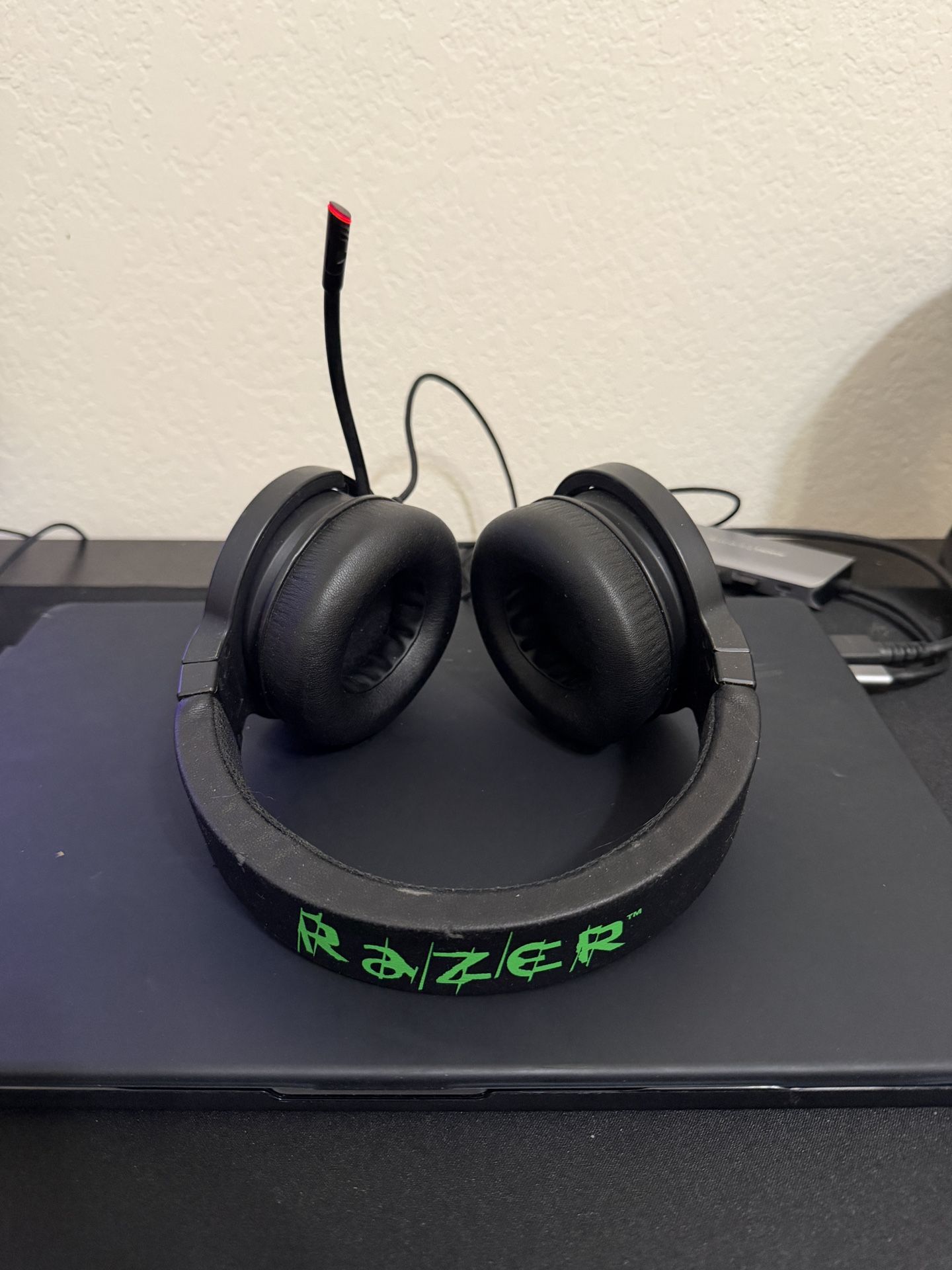 Razer Kraken 7.1 Chroma Surround Sound Gaming Headset