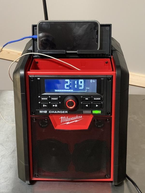 Milwaukee M18 Speaker, Bluetooth And Charger