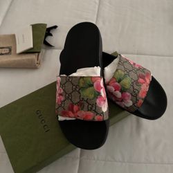 Gucci Flower Slides