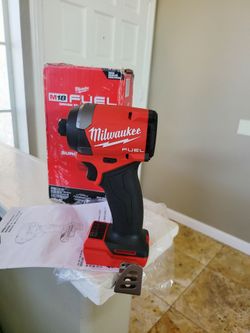 Milwaukee 2953-20 M18 FUEL 18V Lithium-Ion Brushless Cordless 1/4 in. Hex Impact Driver (Tool-Only)