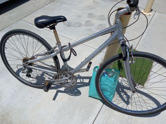 Giant Cypress 150x Bicycle