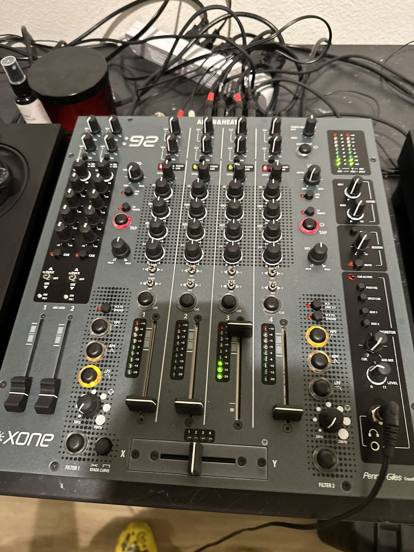 Dj Mixer Allen & Heath Xone 92 + Case Odyssey