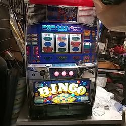 Slot Machine Su Er Bingo With Key And Coi S