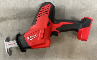 Milwaukee M18 18V Lithium Ion Hackzall