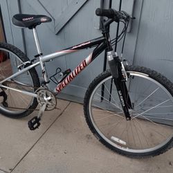SPECIALIZED. Hard Rock.    24"tires 