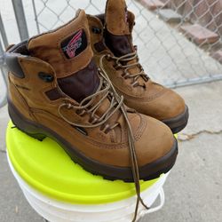 Women’s Redwing Work Boot