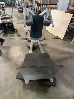 FREEMOTION PLATE LOADED SQUAT!! READY FOR PICKUP OR DELIVERY!!