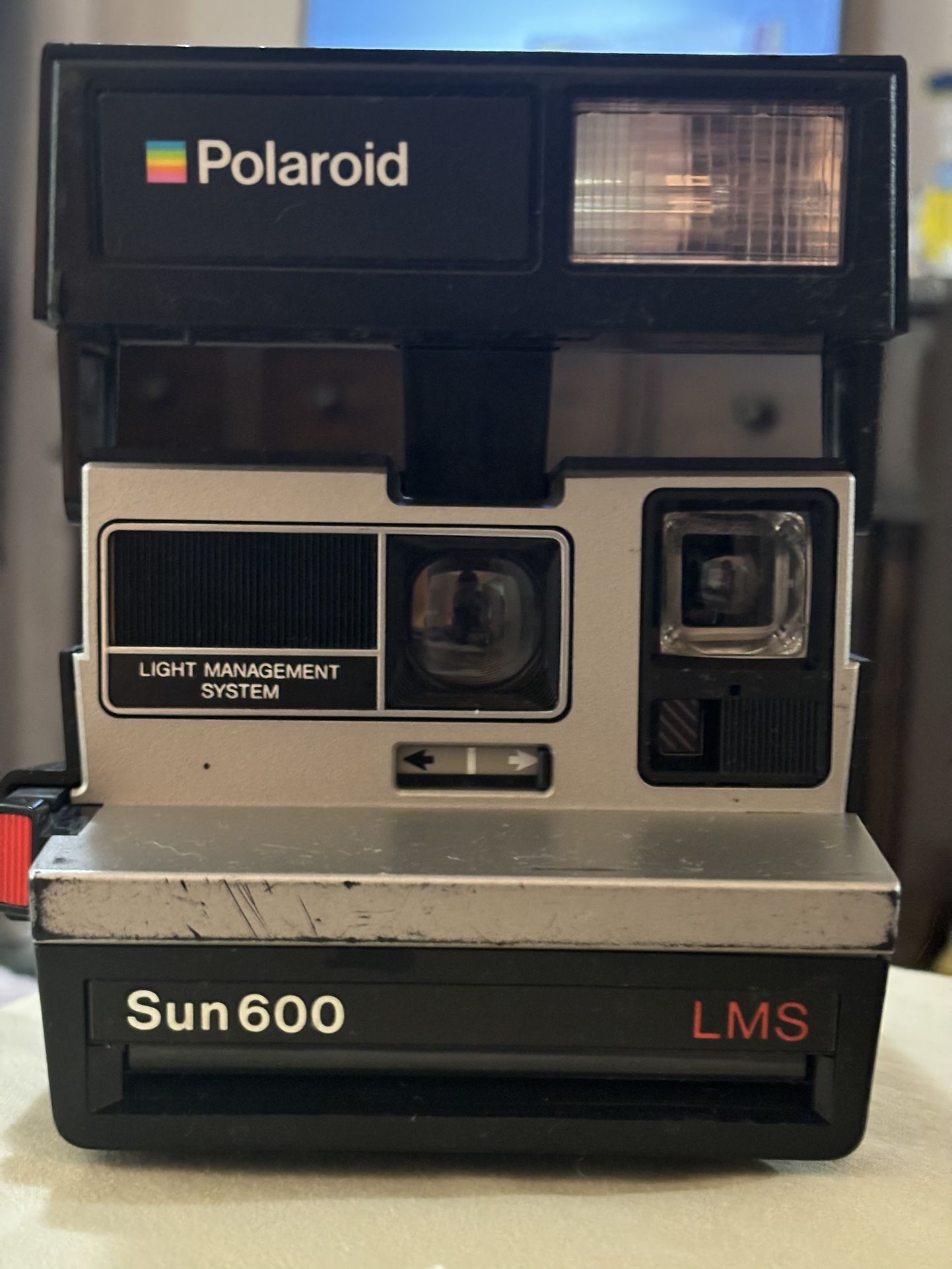 Polaroid Sun600 LMS Camera
