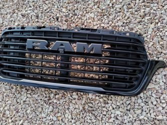 Ram 1500 Grille 