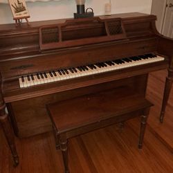 Piano  Story & Clark(used)