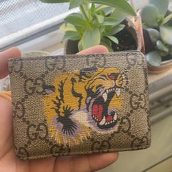 Gucci Tiger Print Wallet 
