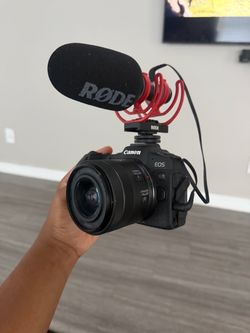 Canon EOS R8