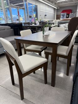5pc Dining Set 🔥 Take It Home With Only $50 Down