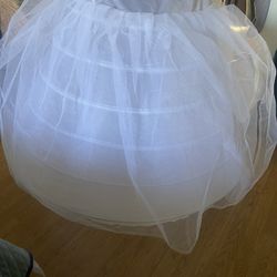 Quinceañera 6 Ring Hoop Skirt