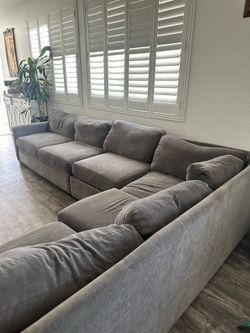Modern Large Gray Couch Sectional Sofa L-Shaped for Living Room