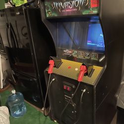 Invasion The Abductors Arcade Shooting Arcade Game Full Size